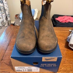 Blundstone Brown Chelsea Ankle Boots